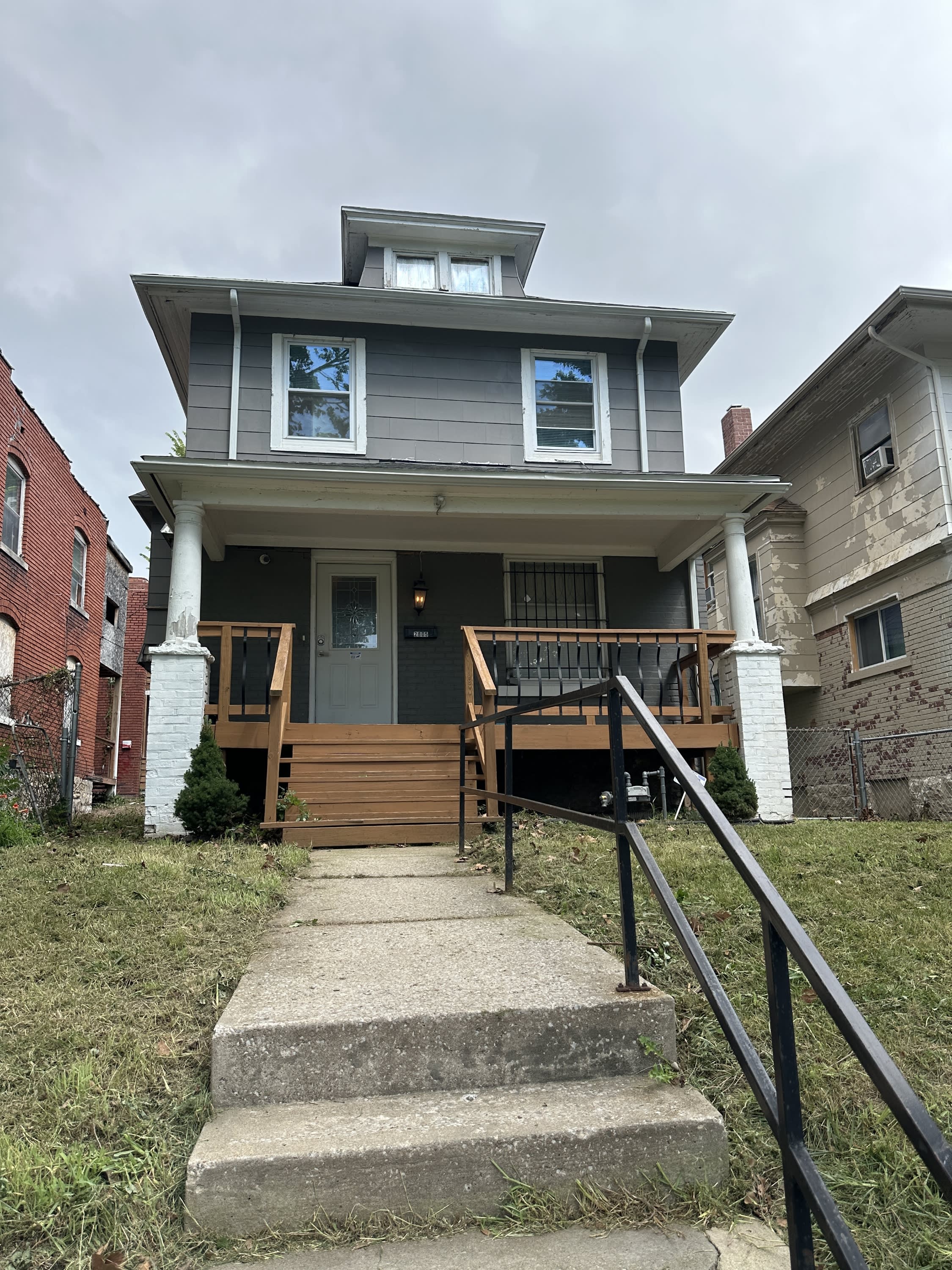 2805 Park Avenue – photo 1