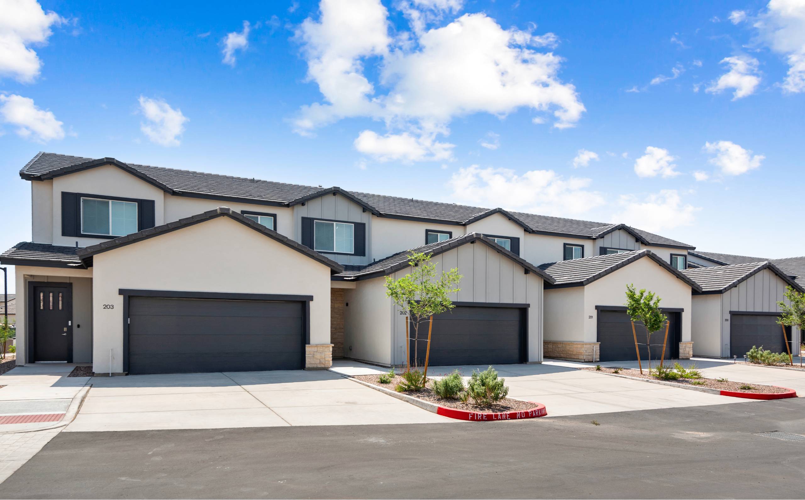 Cadia Queen Creek – photo 1 of 44