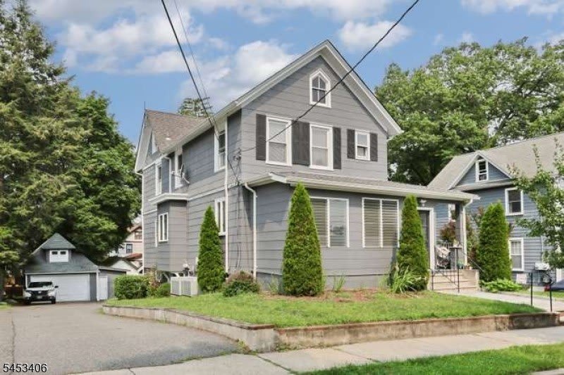 120 Liberty St – photo 1 of 26
