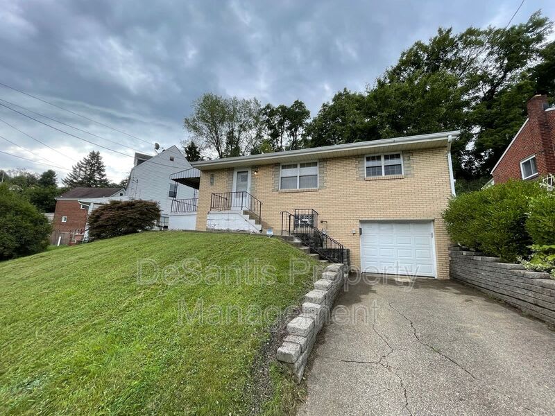 157 Merritt Avenue – photo 1