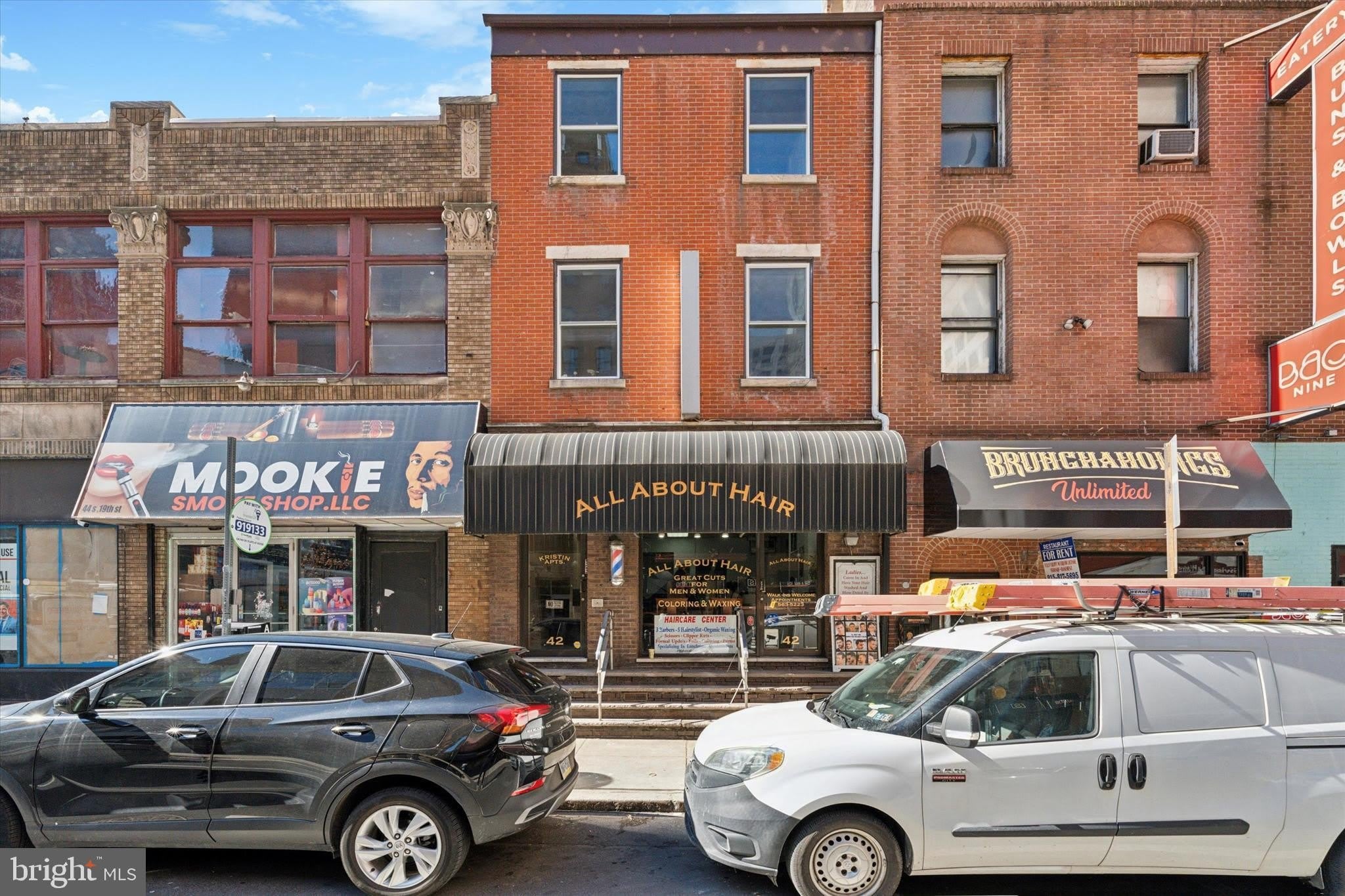 42 S 19TH Street – photo 1