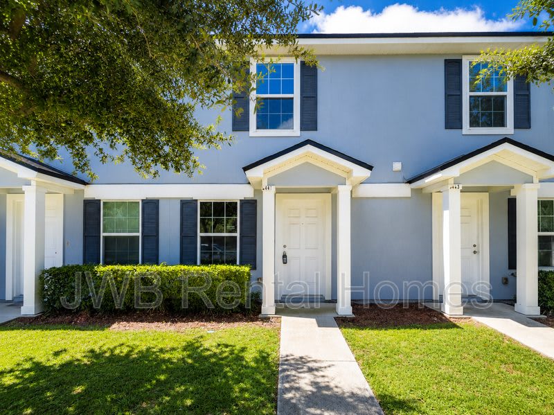 8441 McGirts Village Ln – photo 1