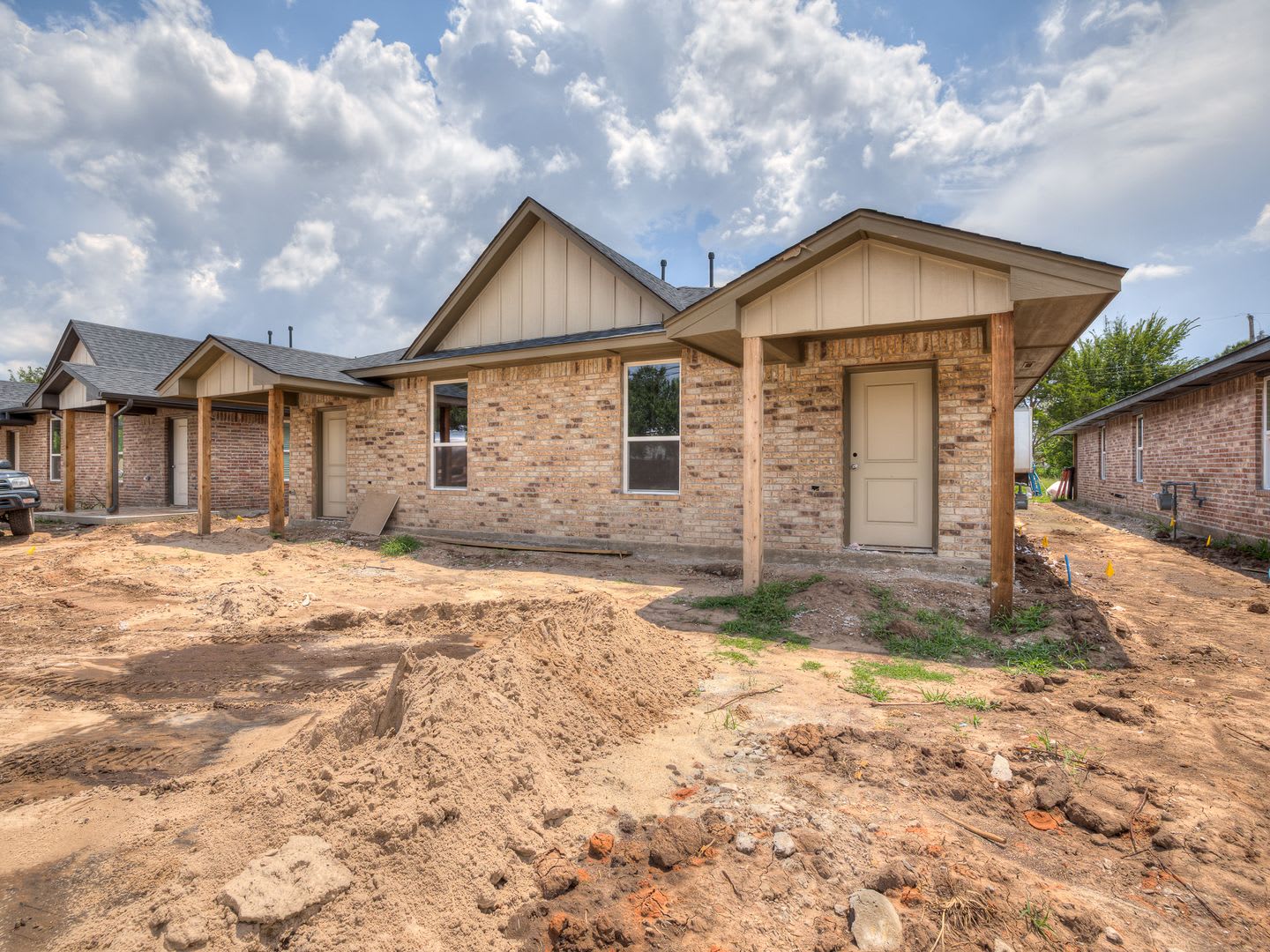 Stylish & Spacious 3-Bedroom Duplex in North Oklahoma City – photo 1