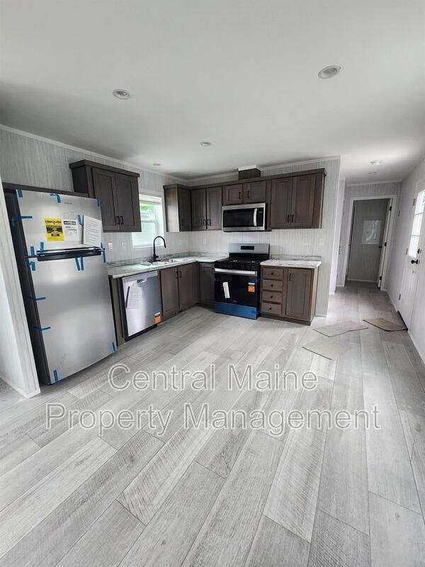9 Austin Dr. – photo 1 of 9
