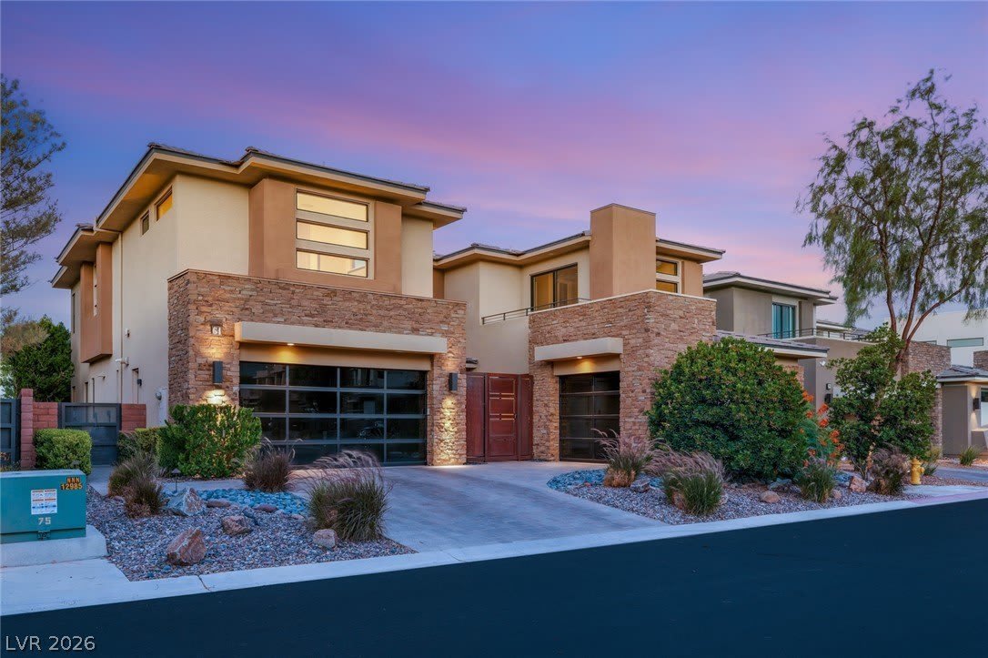 64 Grey Feather Drive – photo 1