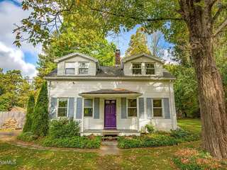 19 Lenox Road – photo 1 of 22