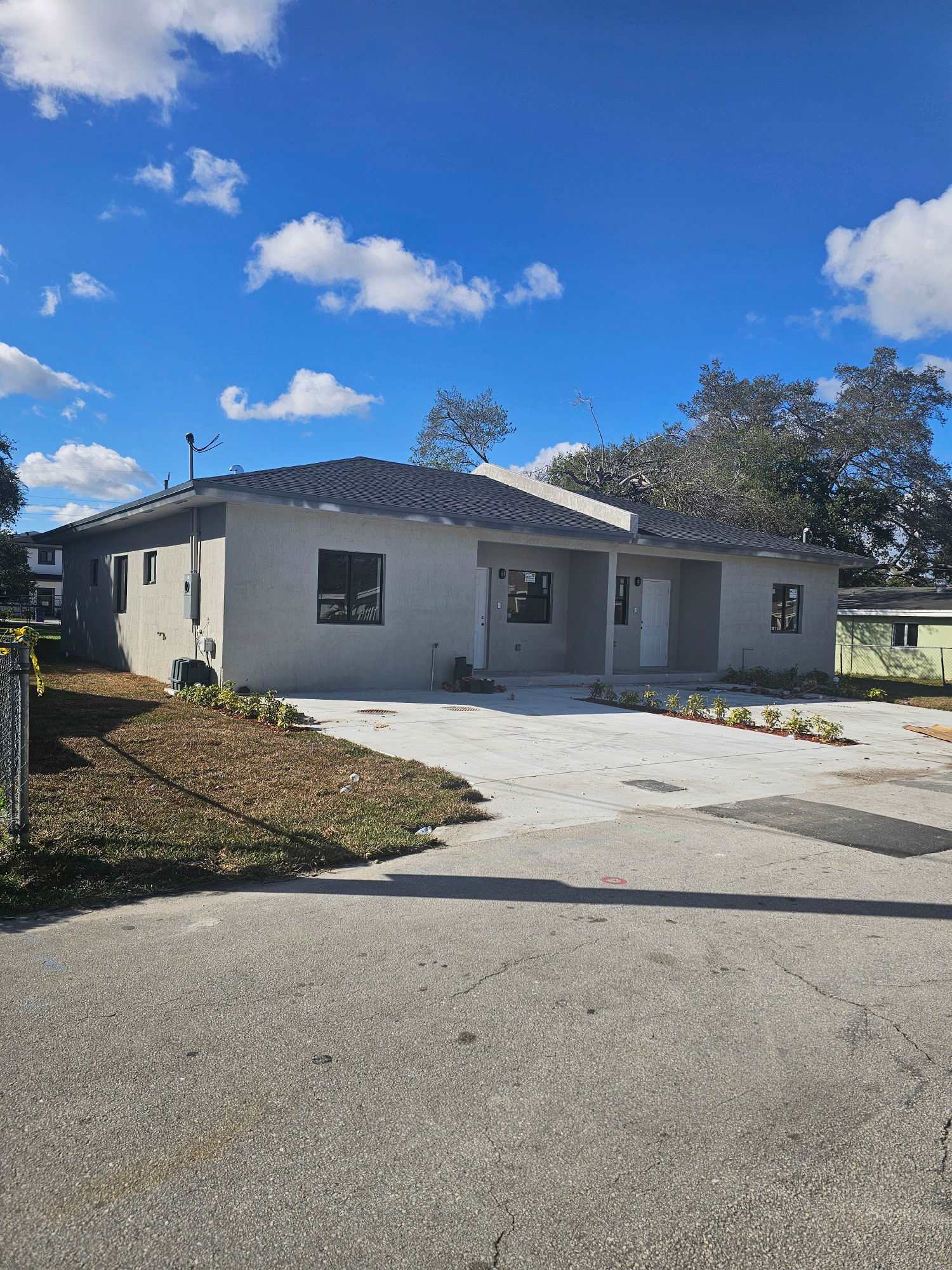 8048 Northwest 14Th Court – photo 1