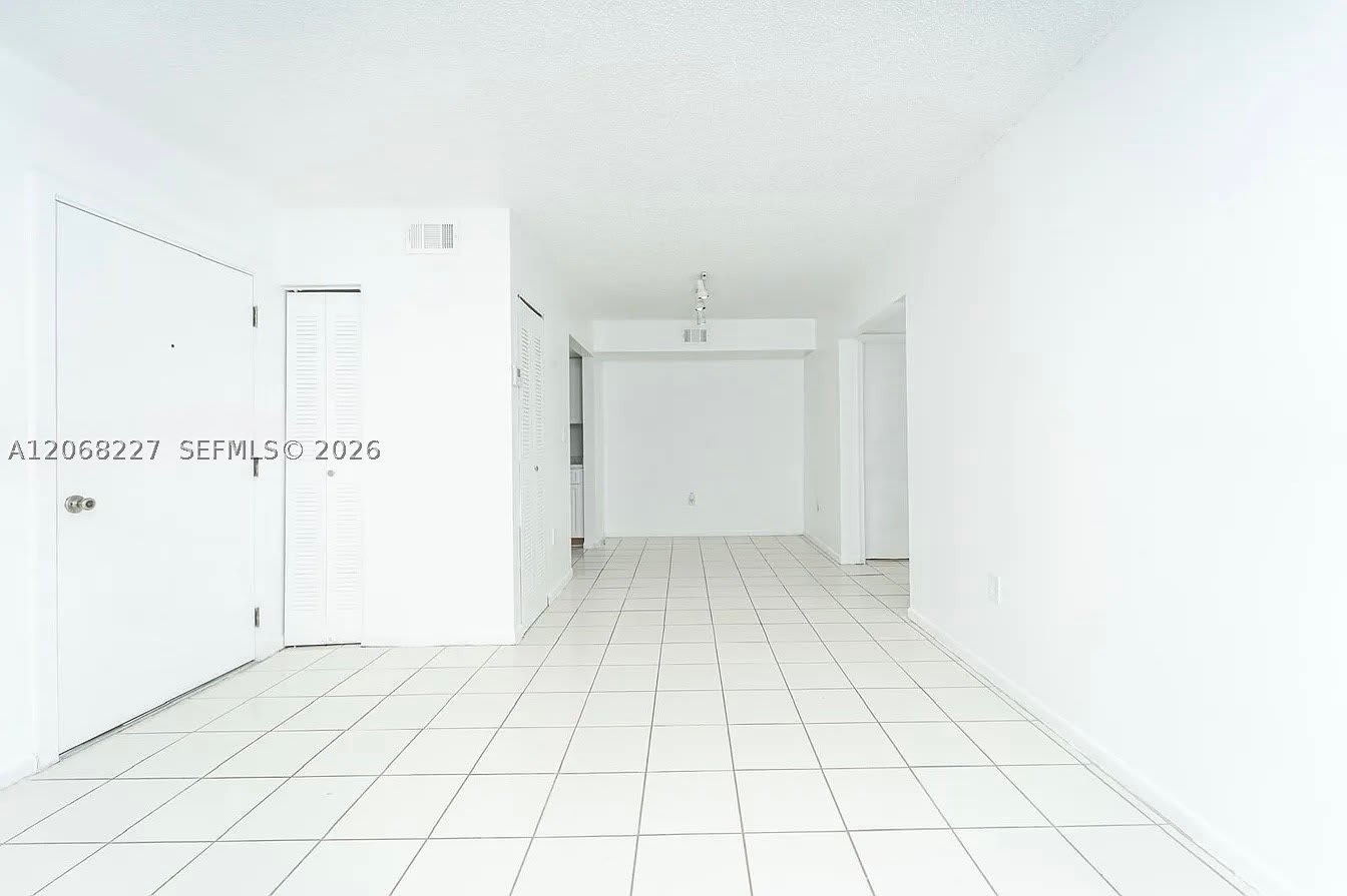 576 Nw 114Th Ave – photo 1 of 8