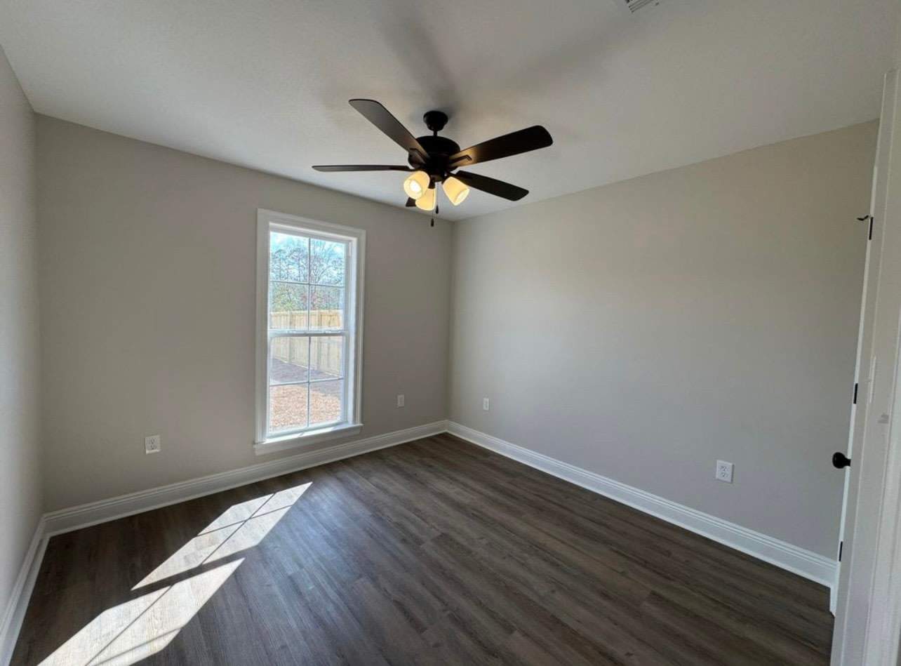90 E Bartlet Wy – photo 1 of 99