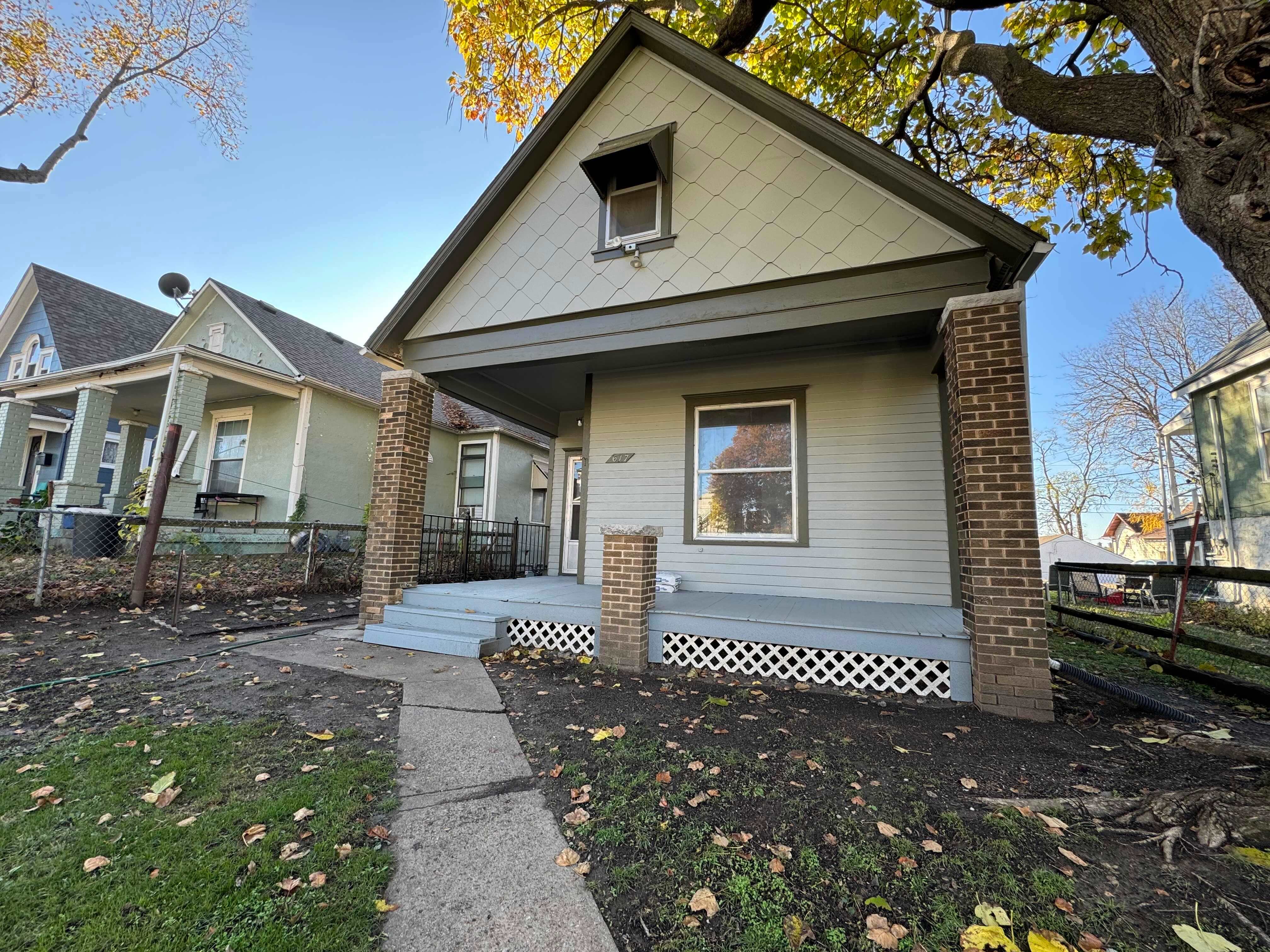 617 Splitlog Avenue – photo 1