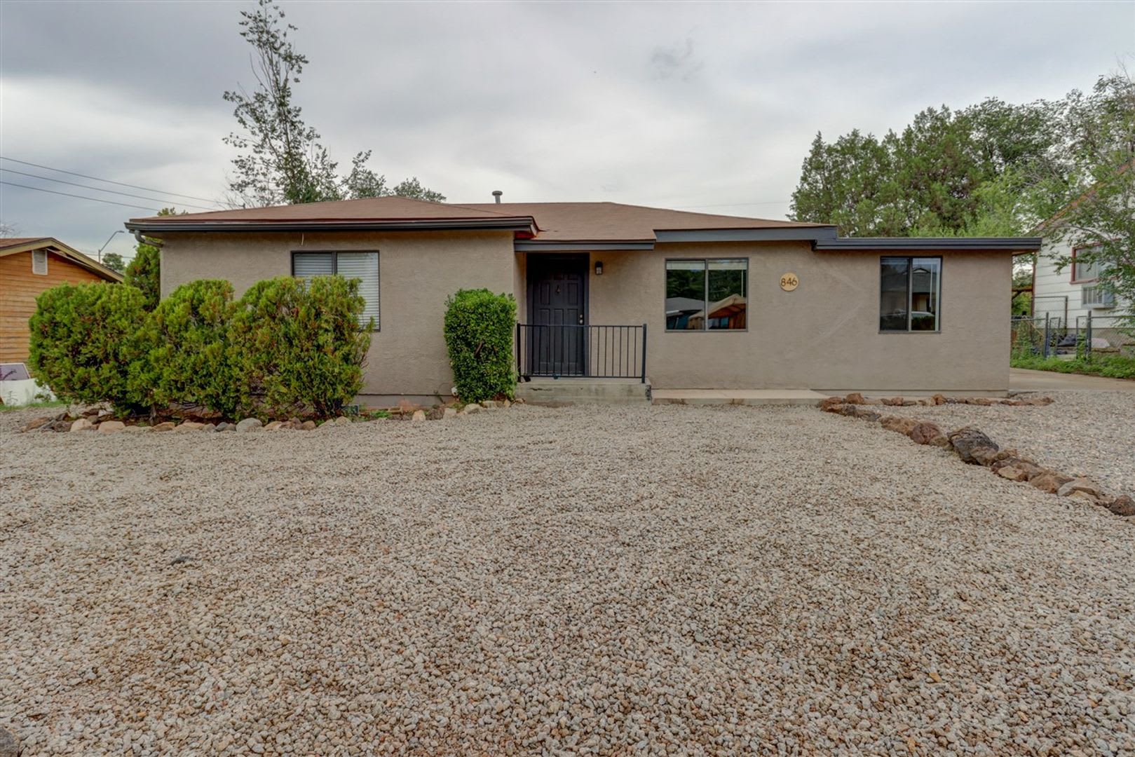 Price reduced. College students welcome in this 4 bedroom home! – photo 1
