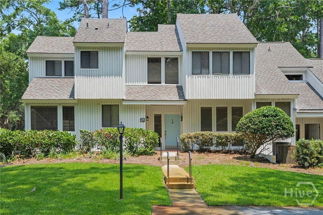28 Dame Kathryn Drive – photo 1 of 36