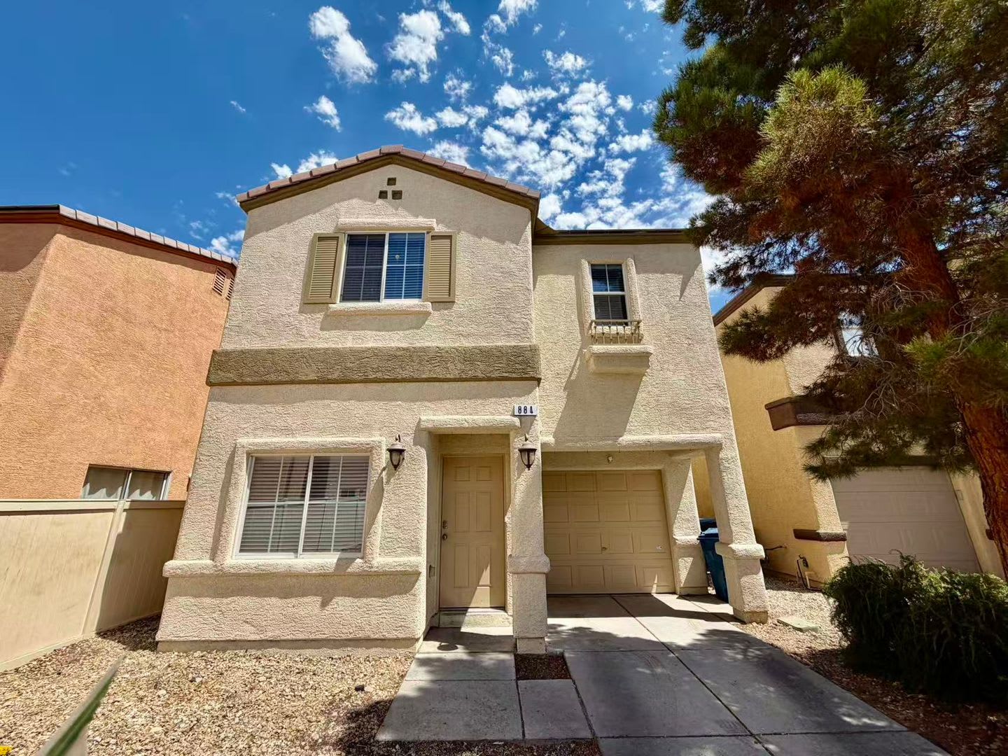 Gorgeous 2 story single family house – photo 1