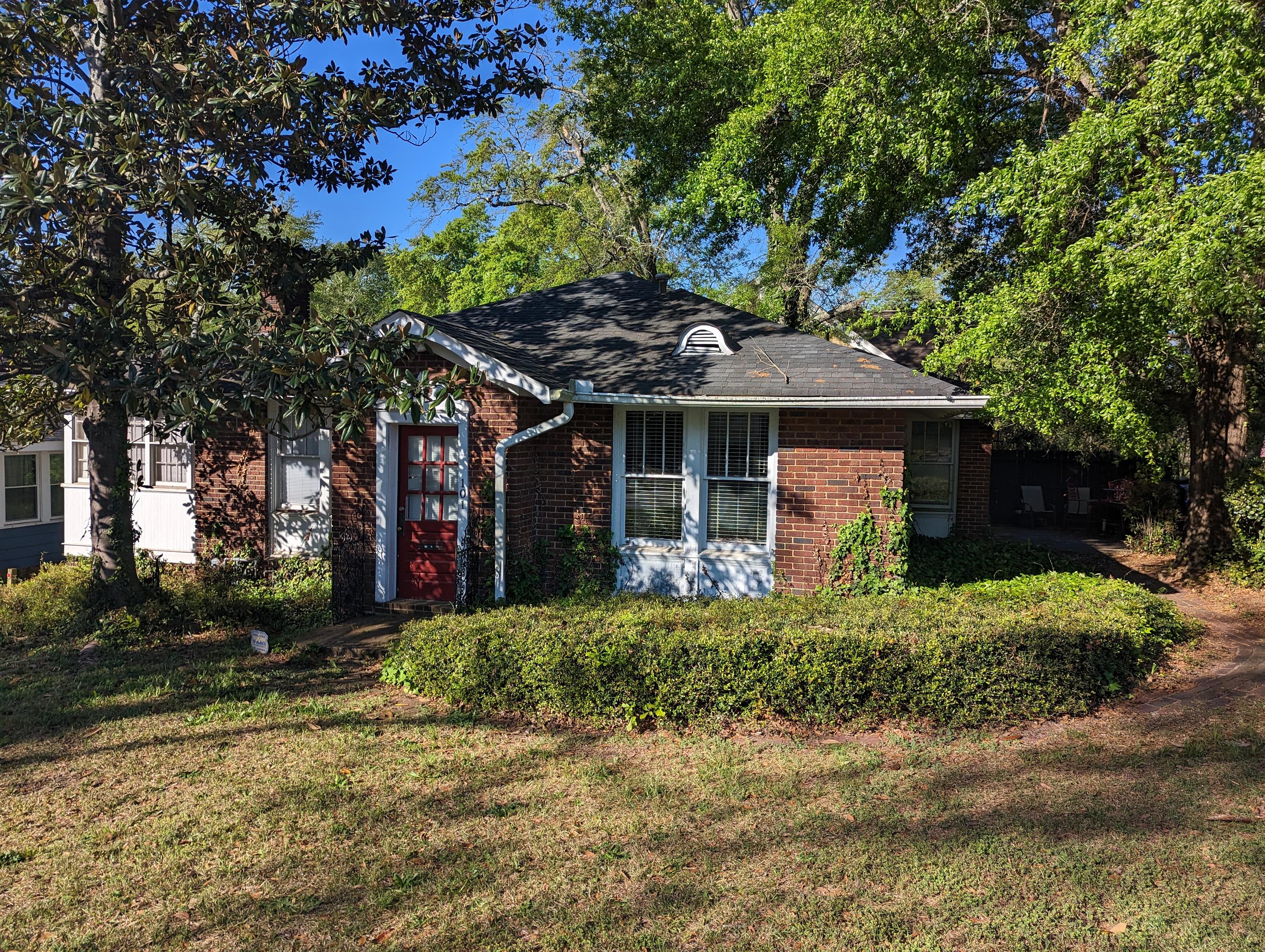 101 South Pickens Street – photo 1