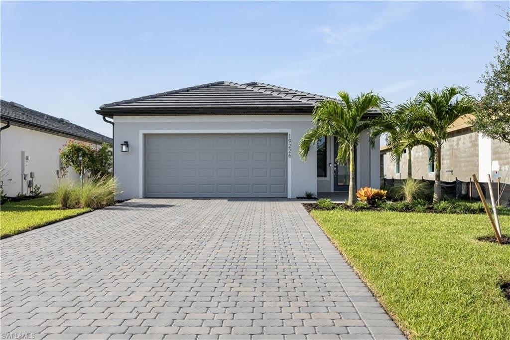 19226 Hinkley Dr – photo 1 of 50