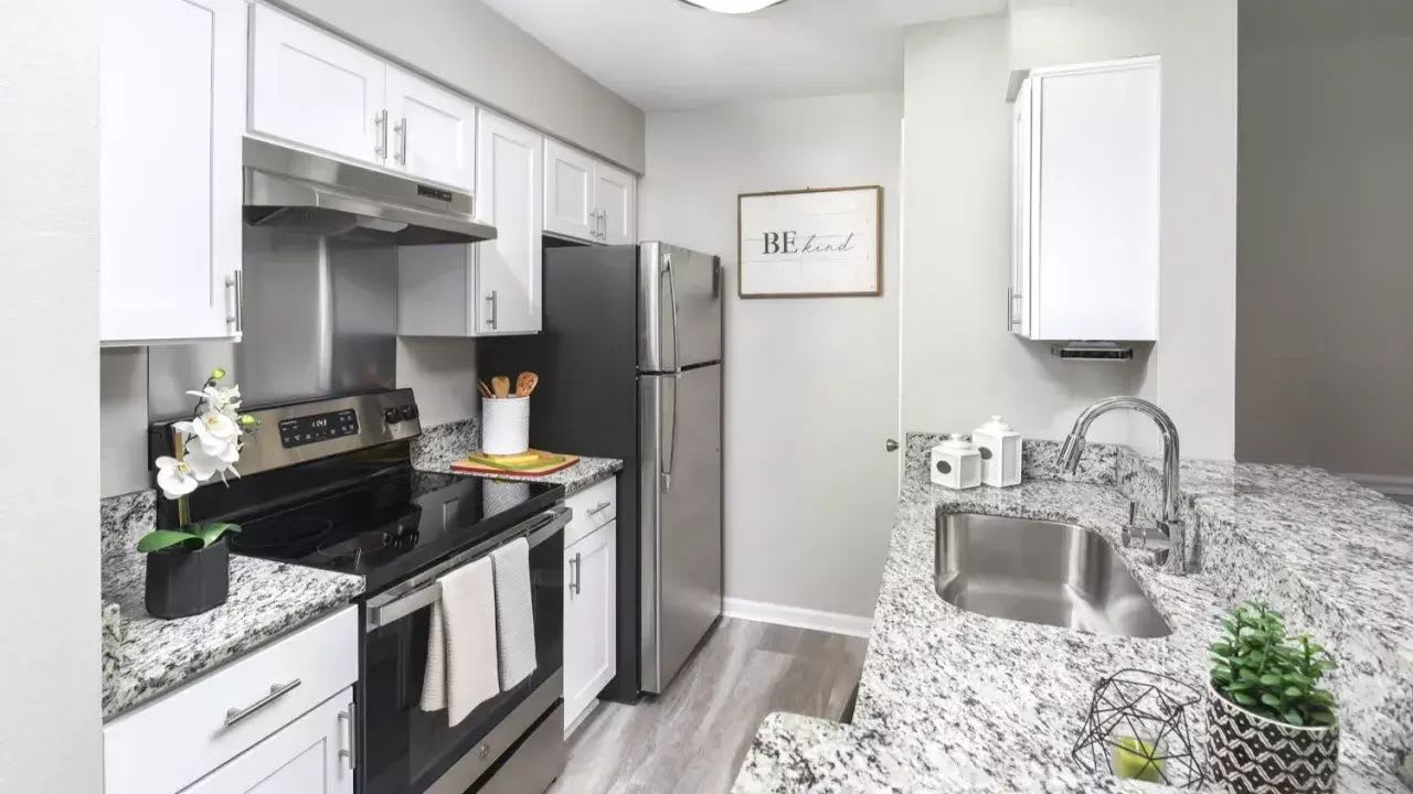 The Village at Wethersfield – photo 1 of 39