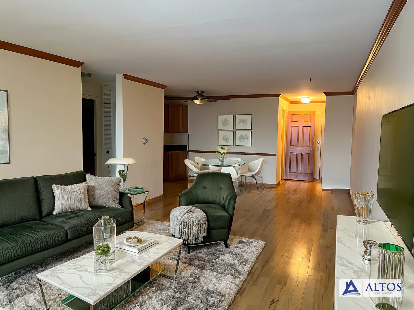 1 bed 1 bath condo near I-25 and Colorado Blvd – photo 1