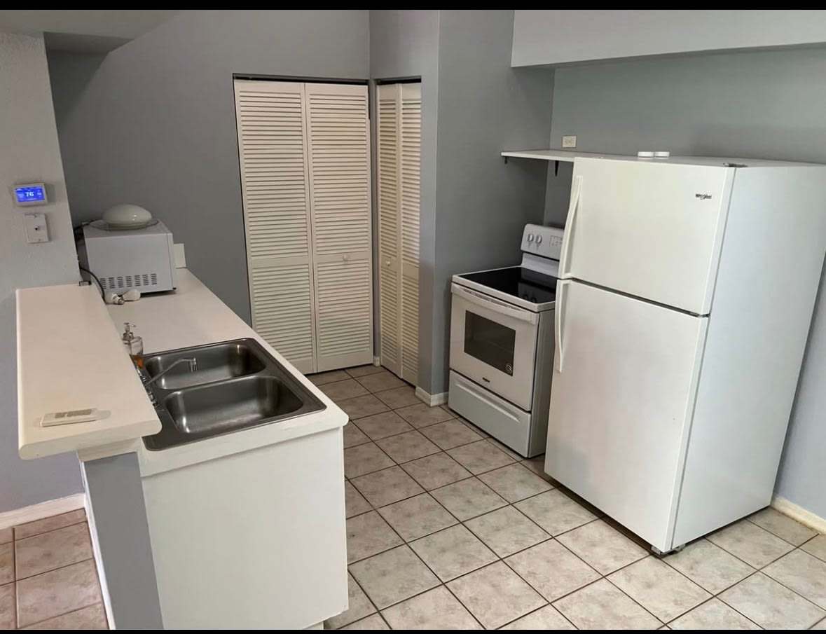 27075 Matheson Avenue – photo 1