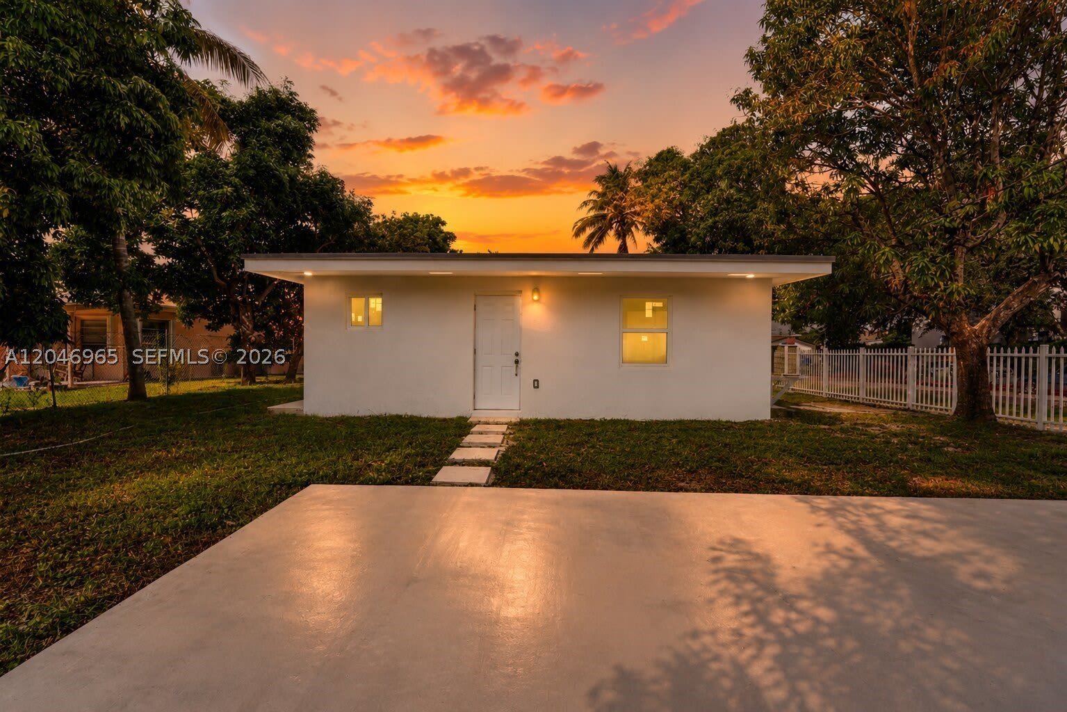 521 NW 33rd Ave – photo 1