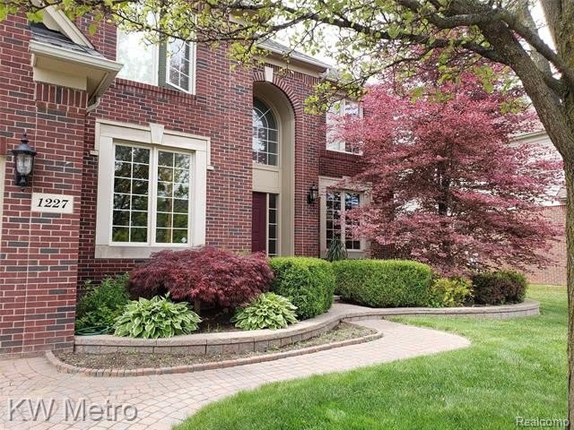 1227 Letica Drive – photo 1 of 137