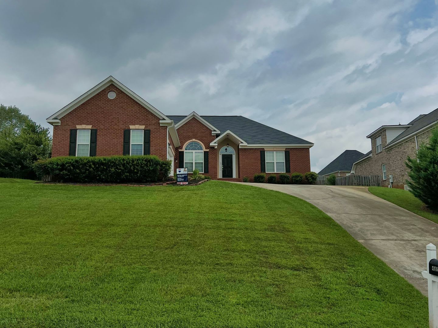 Updated and Clean 4 Bedroom Columbia County Rental – photo 1 of 26