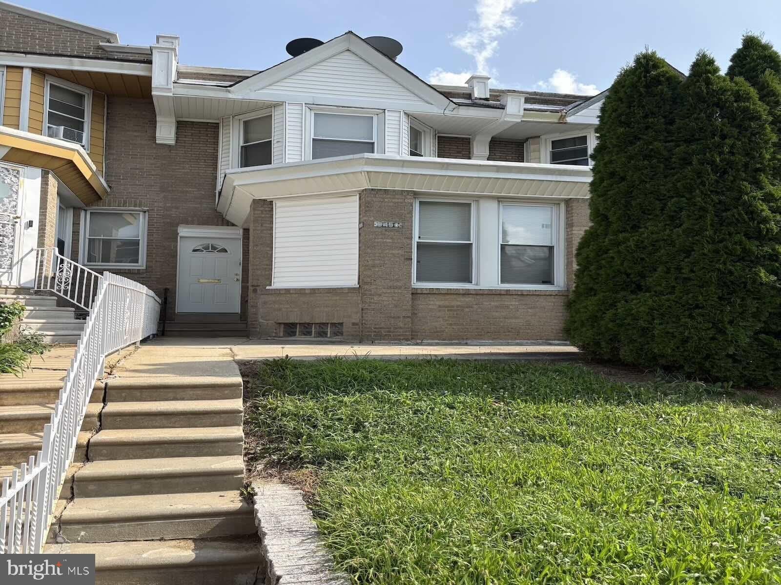 5450 DIAMOND Street – photo 1