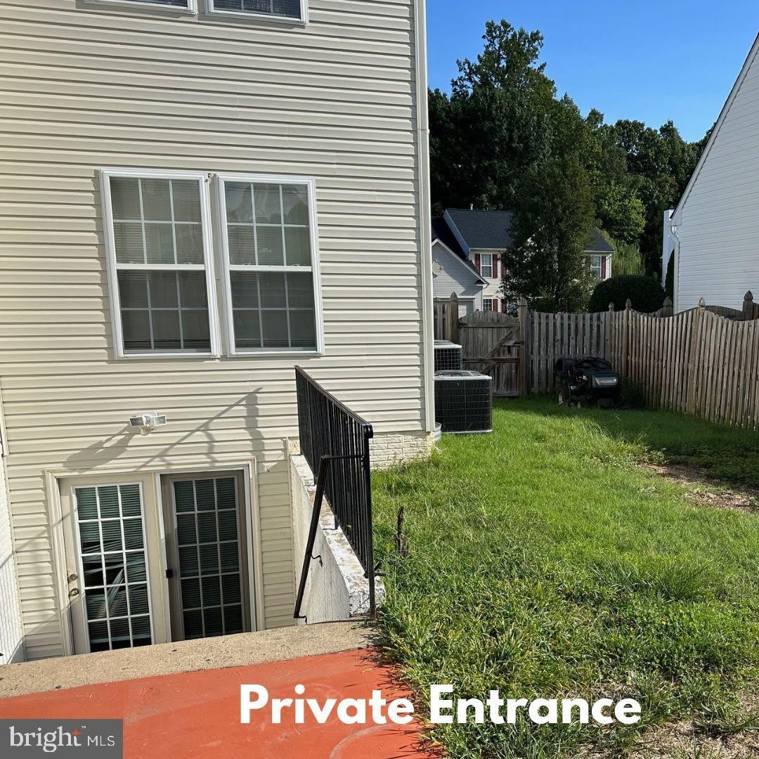 2893 MYRTLEWOOD Drive – photo 1 of 15