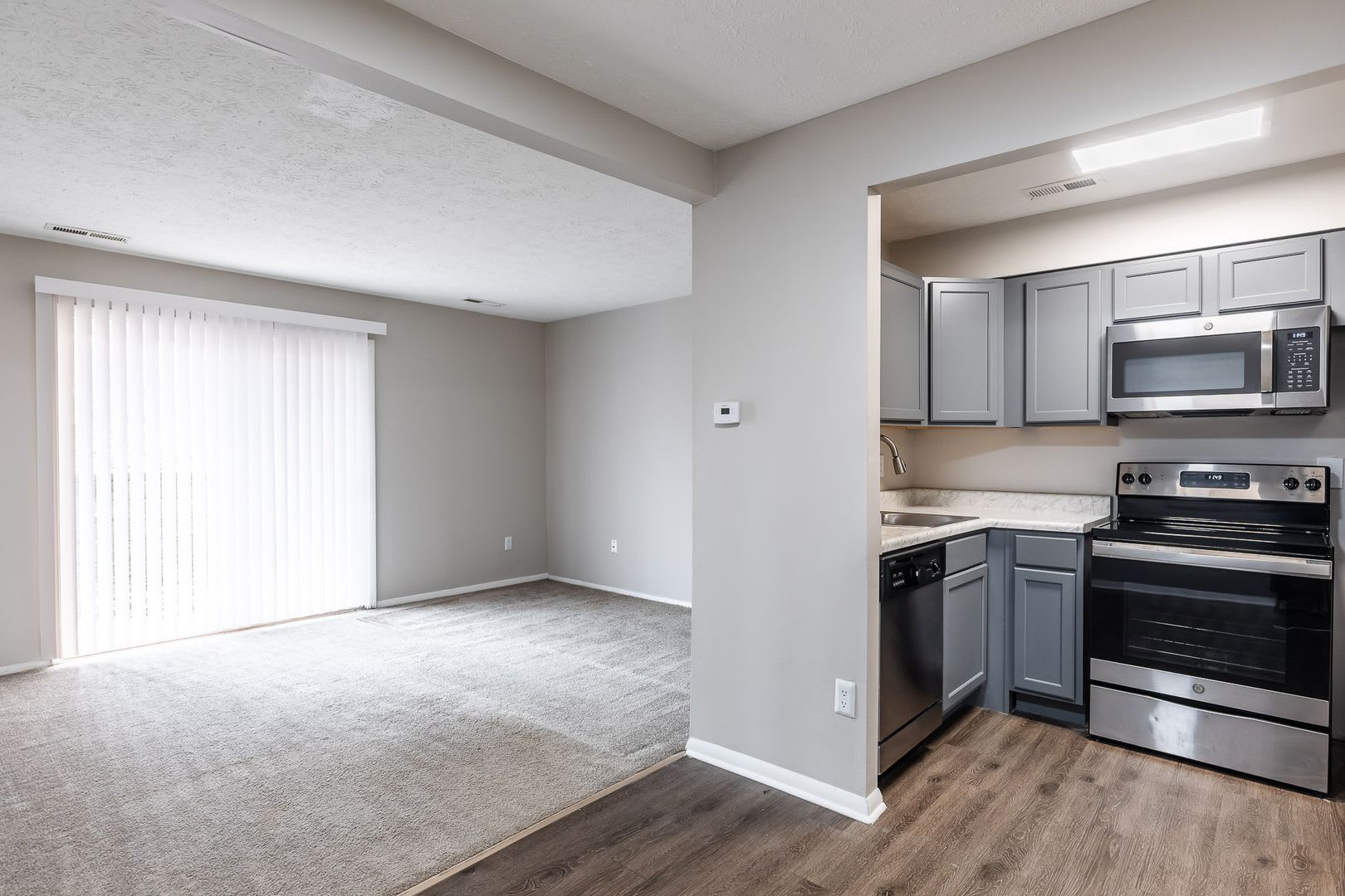 605 Hanna Ave Apartments – photo 1 of 13