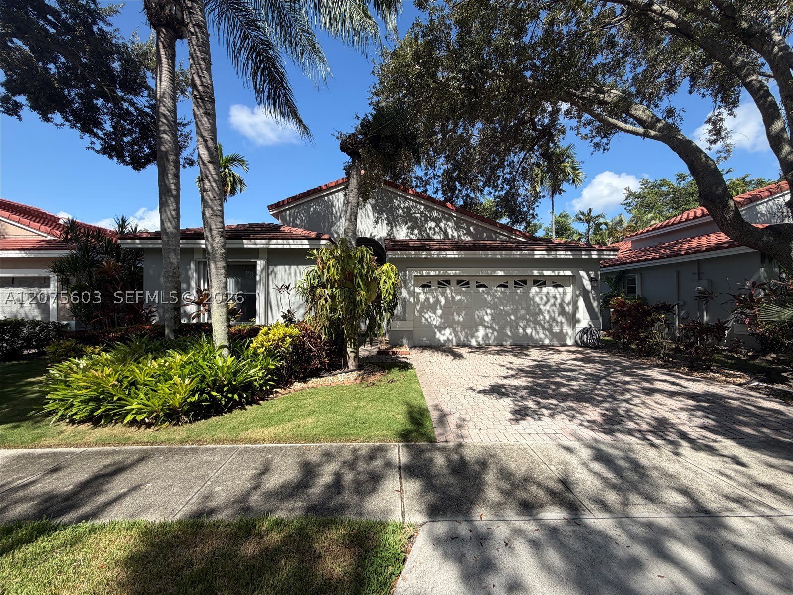 1646 SW 148th Ter – photo 1