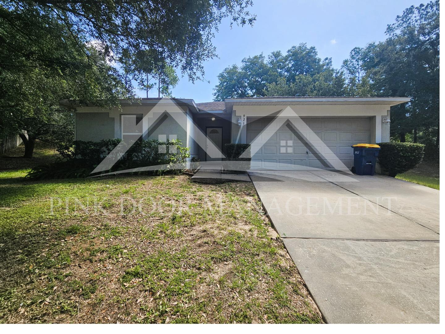Welcome Home To Space Convenience And Minneola Charm – photo 1 of 66