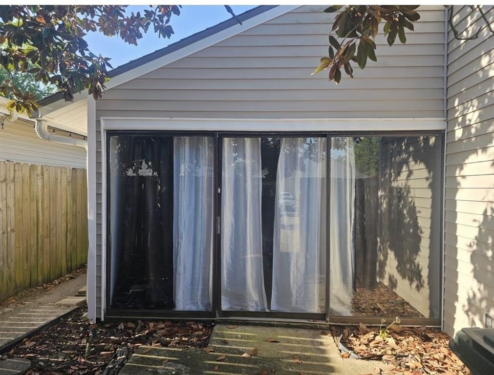 1705 Fox Run Dr Drive 1 – photo 1 of 191