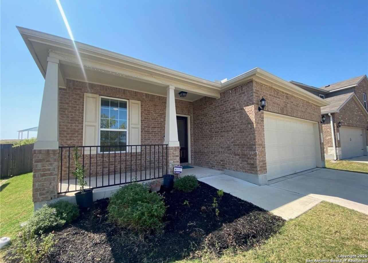 212 LYRE LEAF DR – photo 1