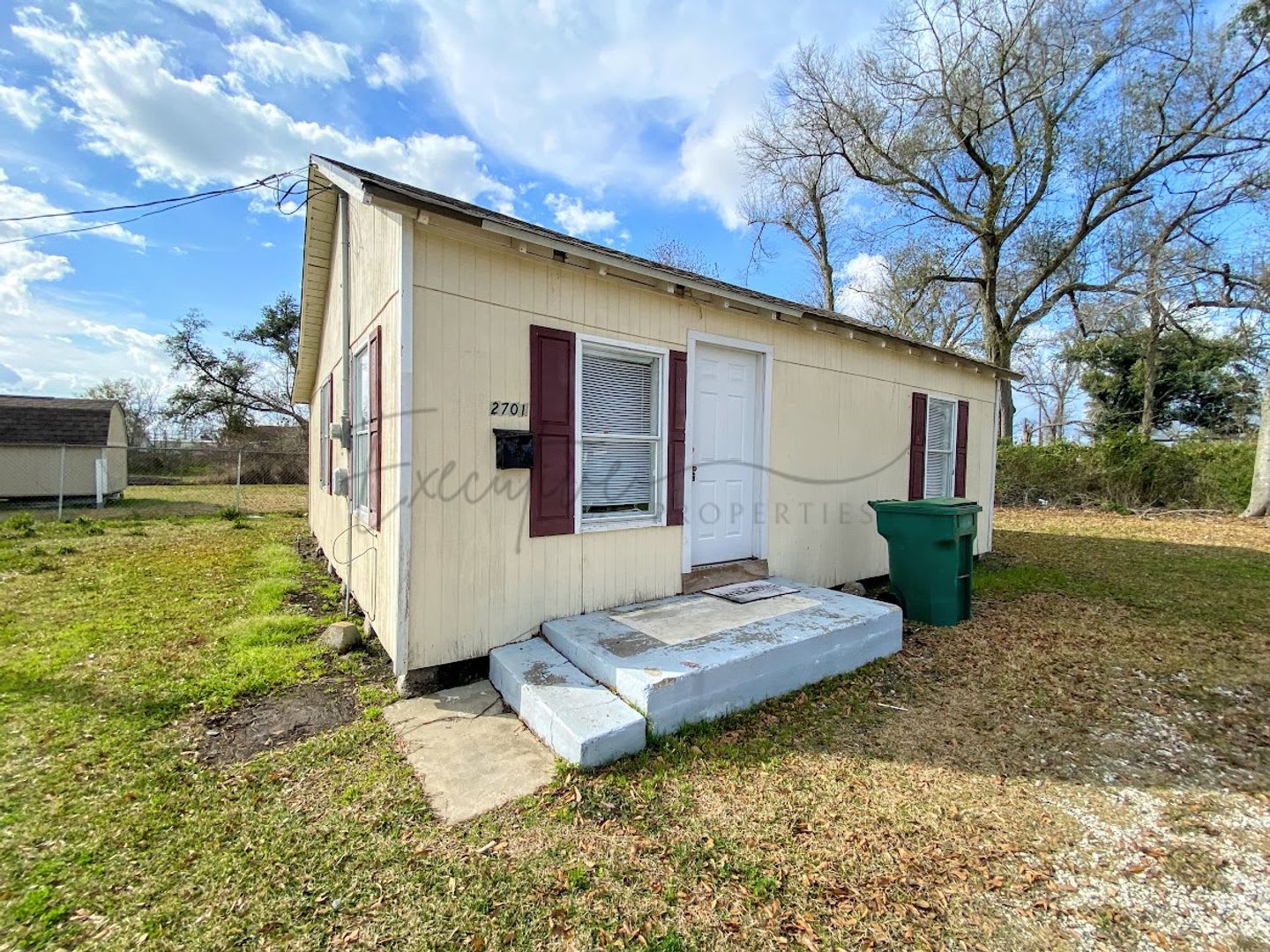 2-Bed, 1-Bath Home in Lake Charles – photo 1 of 14