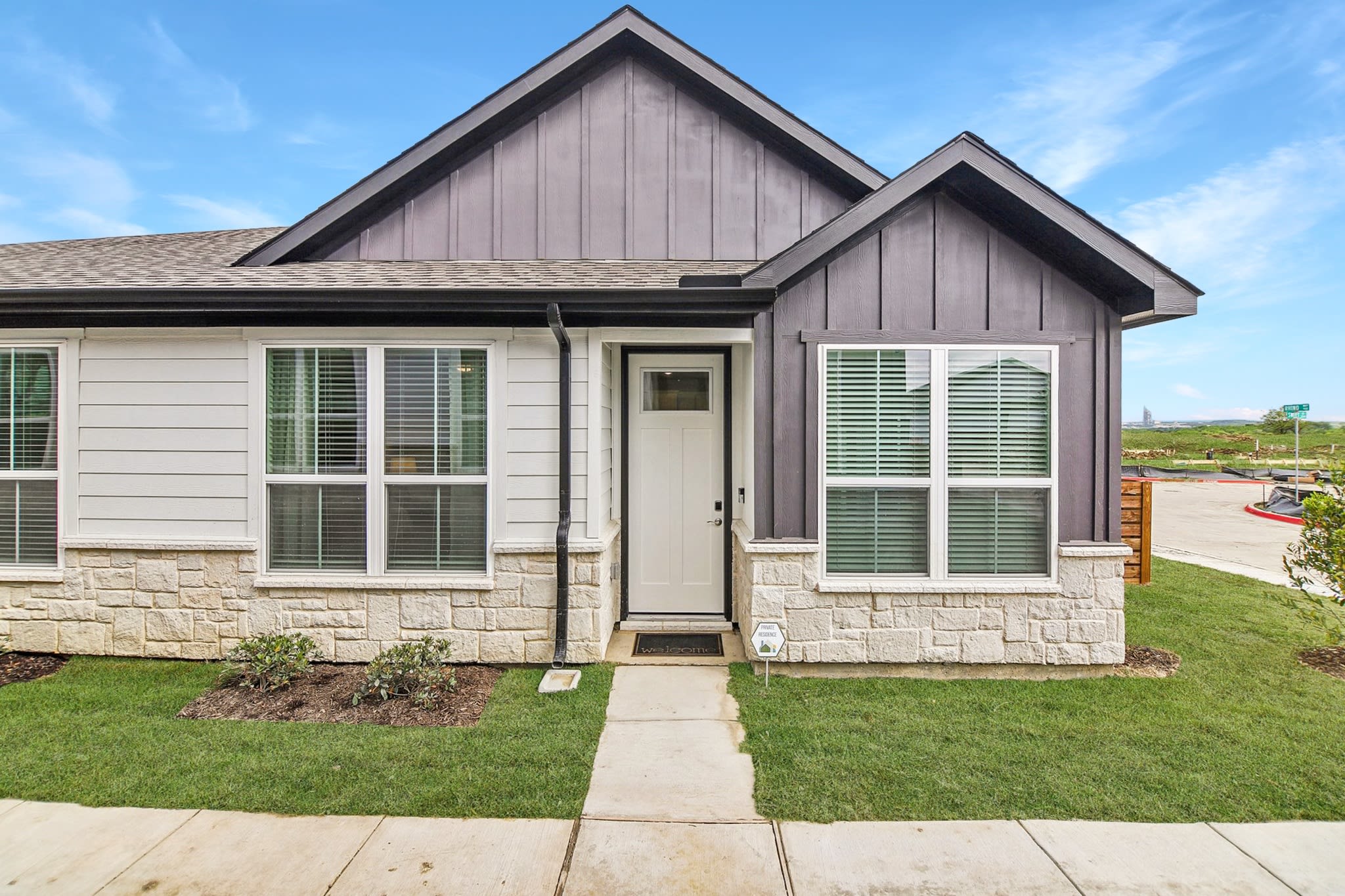 Canvas at Midlothian – photo 1 of 26