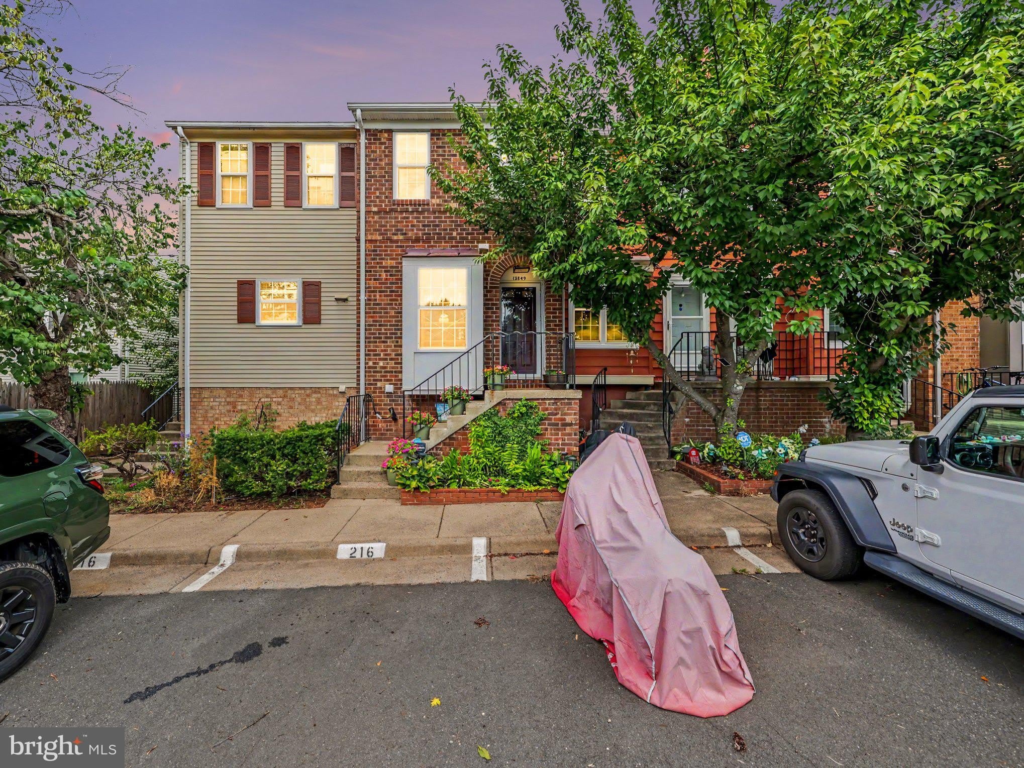 13849 Constitution Court – photo 1 of 95