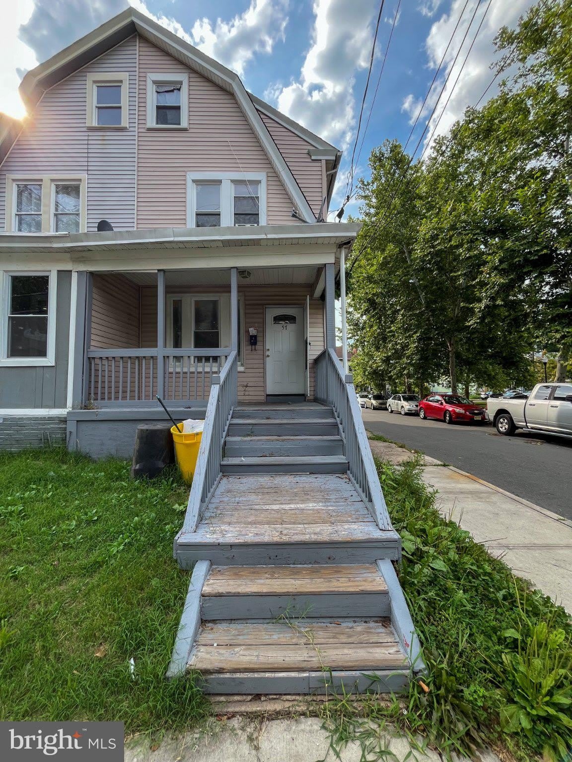 57 Laurel Ave – photo 1