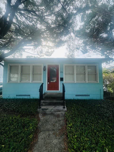 1211 18th Street West – photo 1