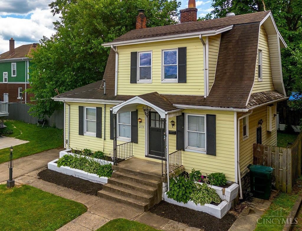 2775 Robertson Avenue – photo 1