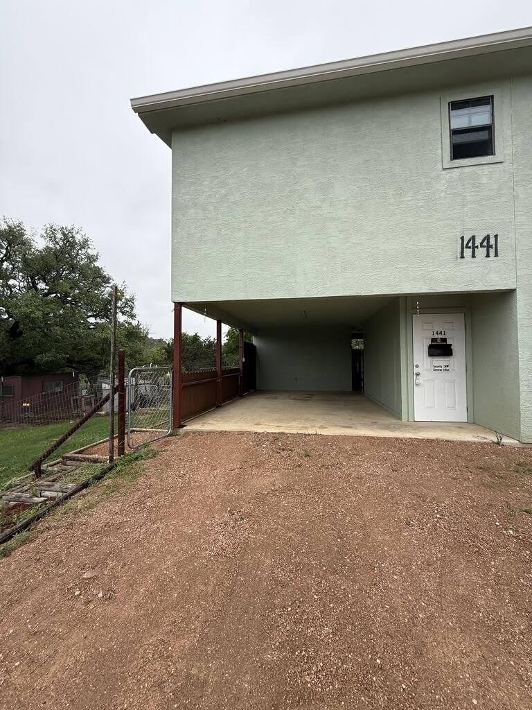 1441 Hidden Acres Rd – photo 1 of 18