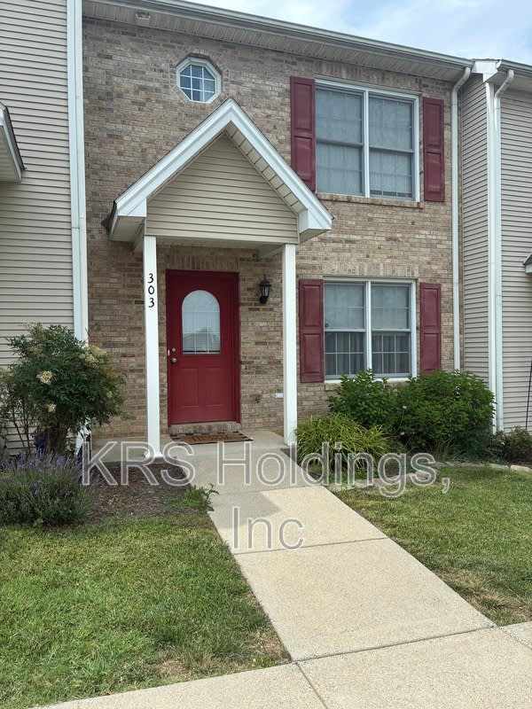 303 Joyce Dr – photo 1 of 23