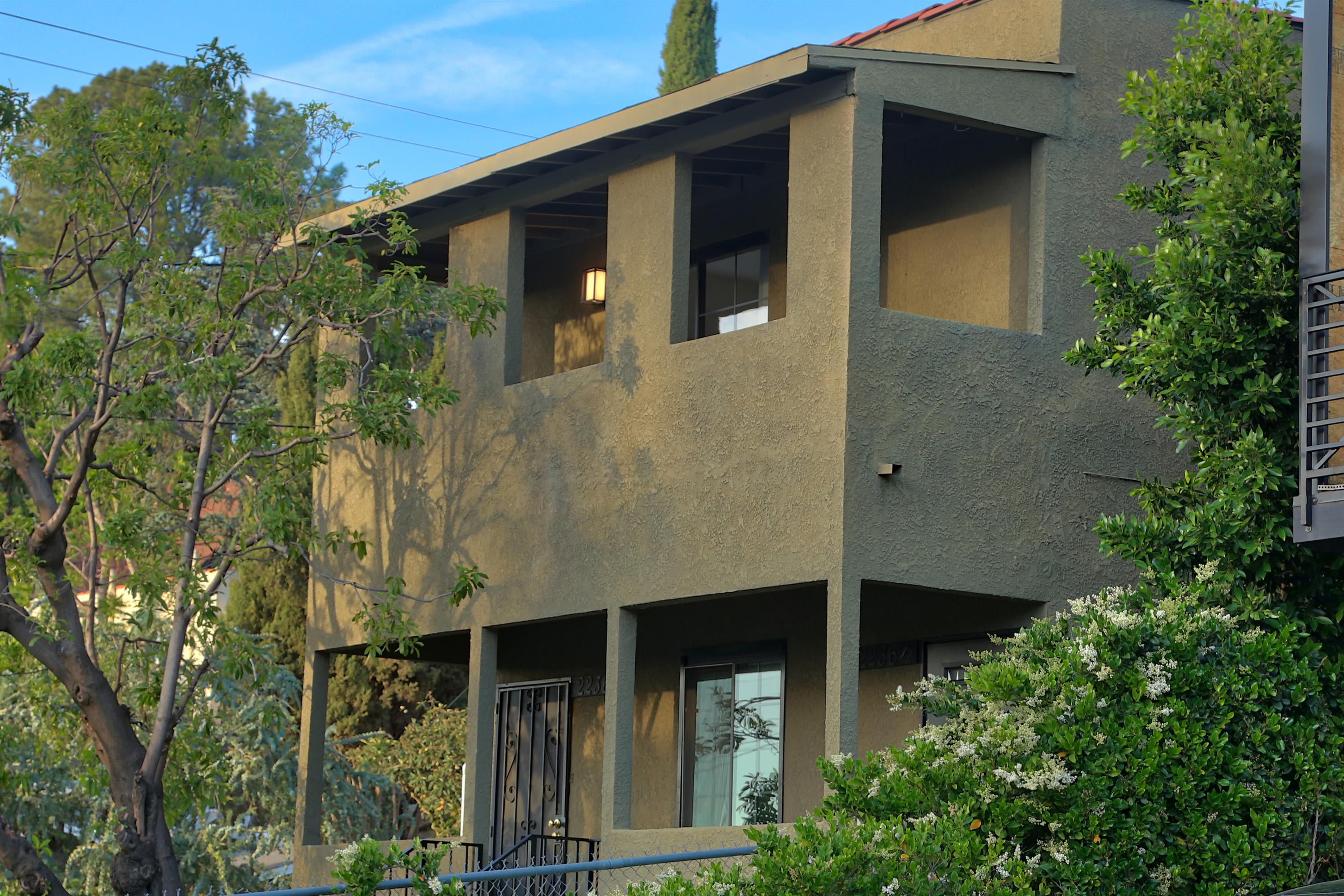 2236 Glendale Boulevard – photo 1