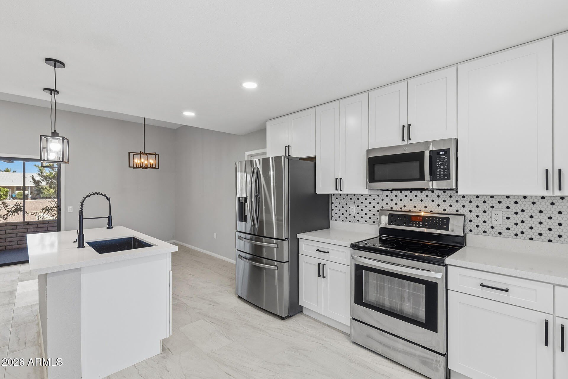 16817 N Meadow Park Drive – photo 1 of 66