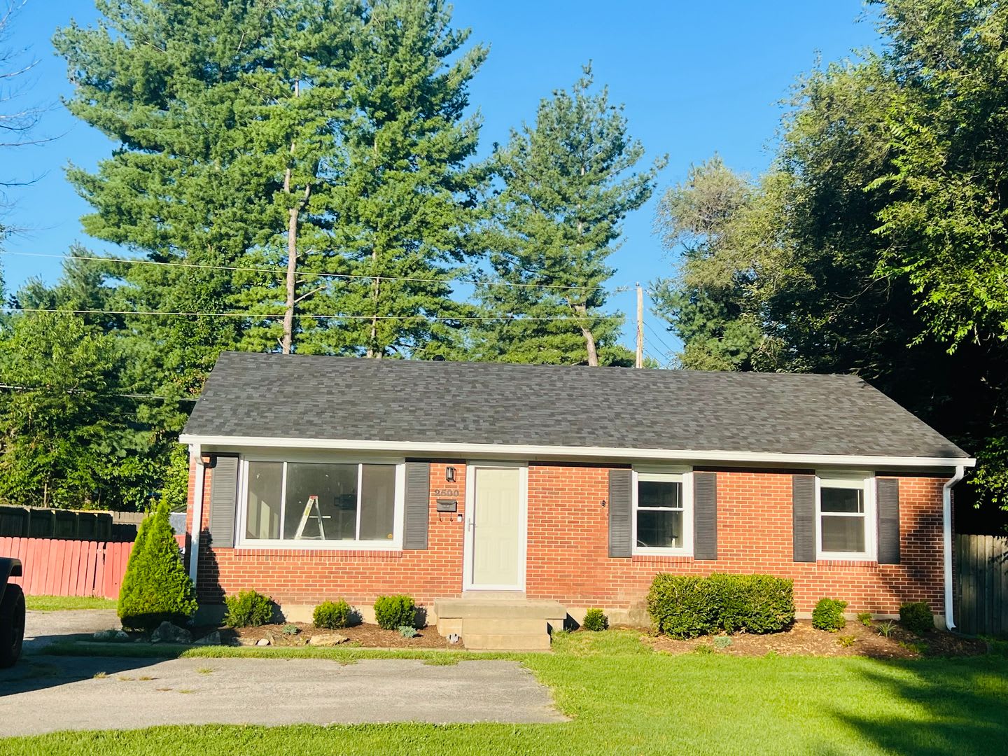 2500 BROWNS LANE – photo 1