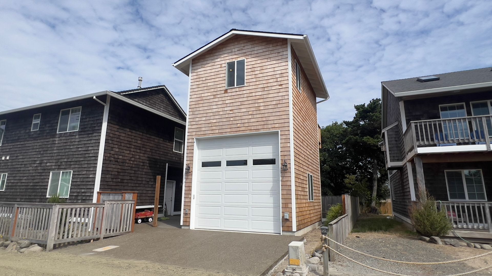 1707 N Franklin St ADU, Seaside, OR 97138 – photo 1 of 9