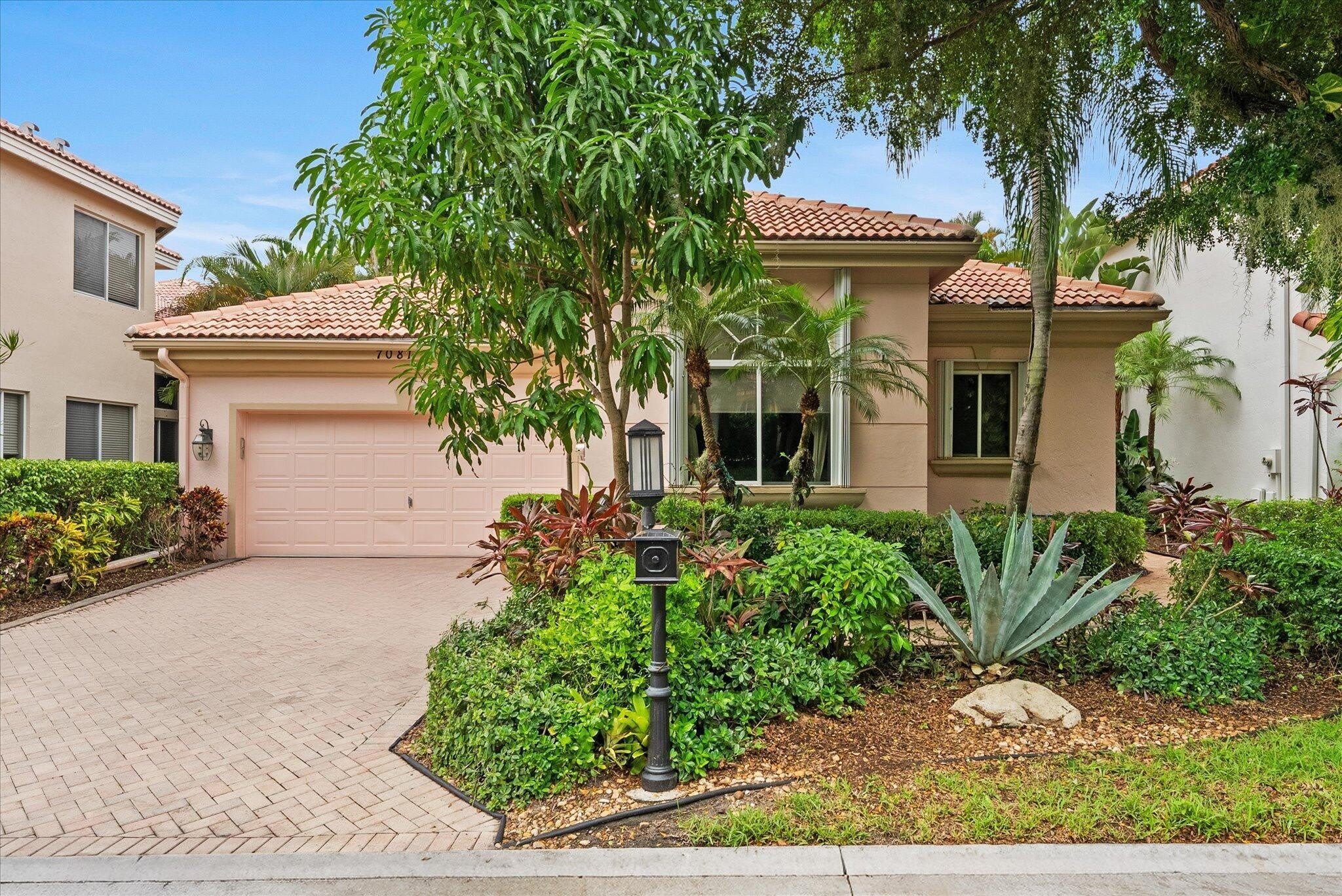 7081 Mallorca Crescent – photo 1