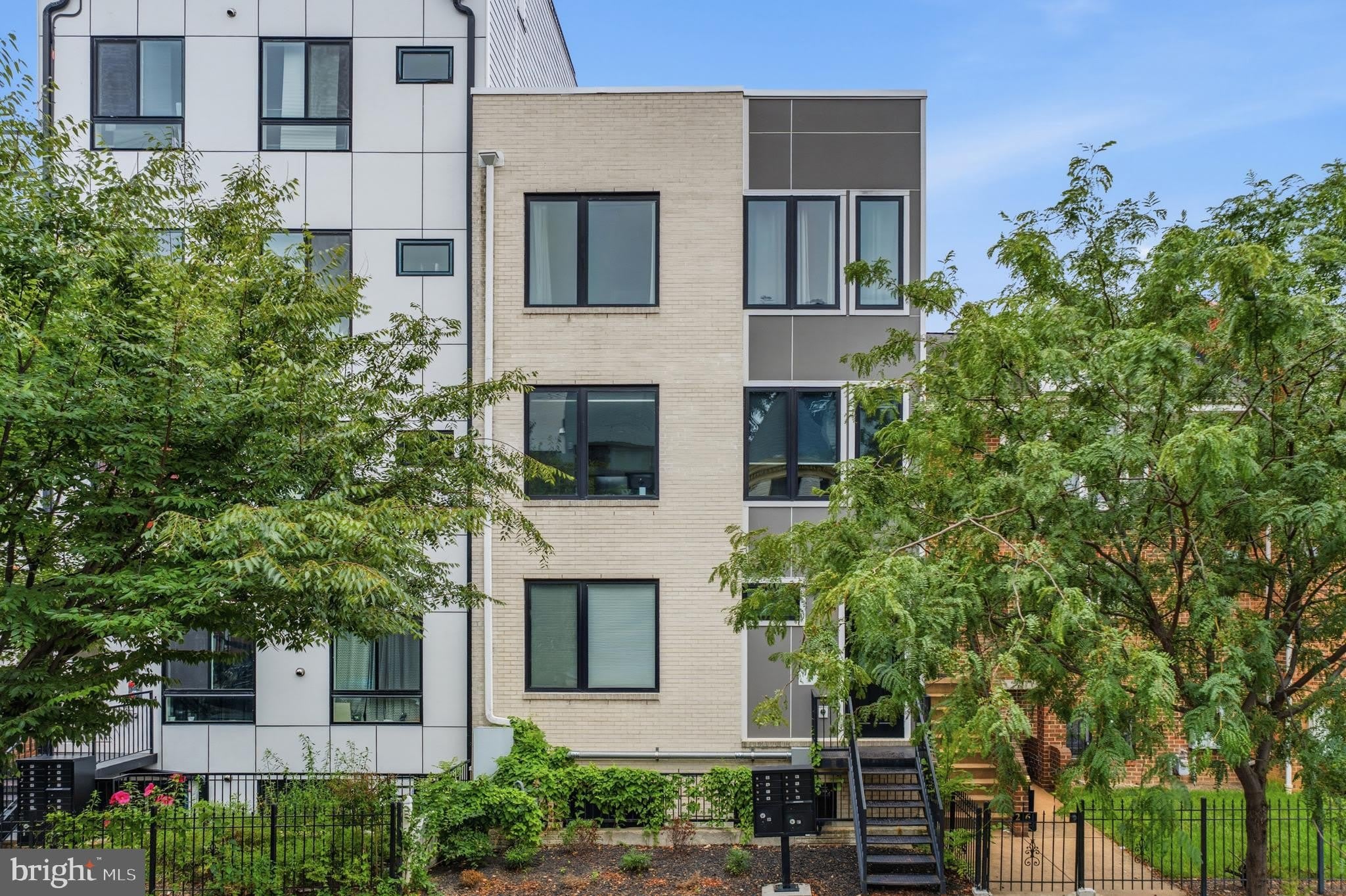2612 University Place Nw – photo 1