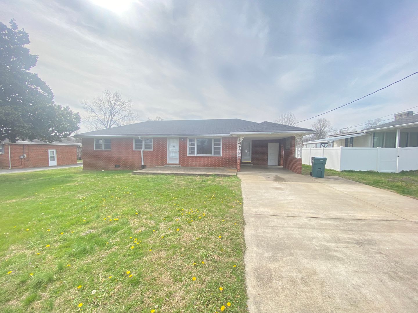 For Lease – photo 1 of 18
