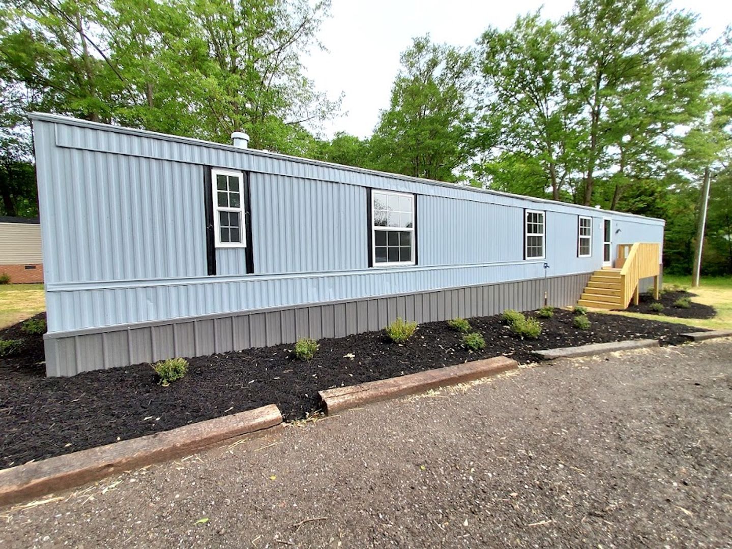 3 Bedroom Mobile Home in West Pelzer – photo 1 of 28