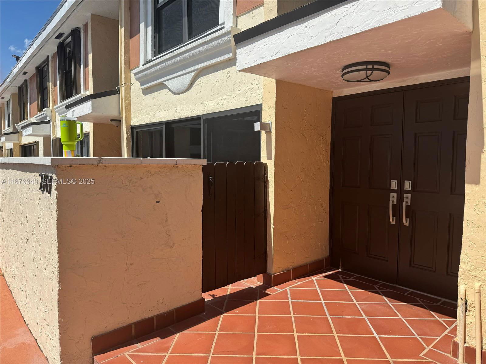 2777 Northeast 165Th Terrace – photo 1