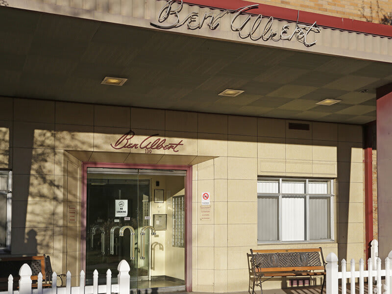 Ben Albert Apartments – photo 1